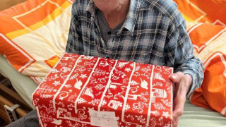 Aktuality / Vystúpenie detí spojené s odovzdávaním vianočných darčekov 2025 - foto