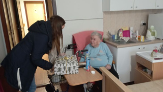 Aktuality / Vystúpenie detí spojené s odovzdávaním vianočných darčekov 2025 - foto Aktuality / Vystúpenie detí spojené s odovzdávaním vianočných darčekov 2025 - foto